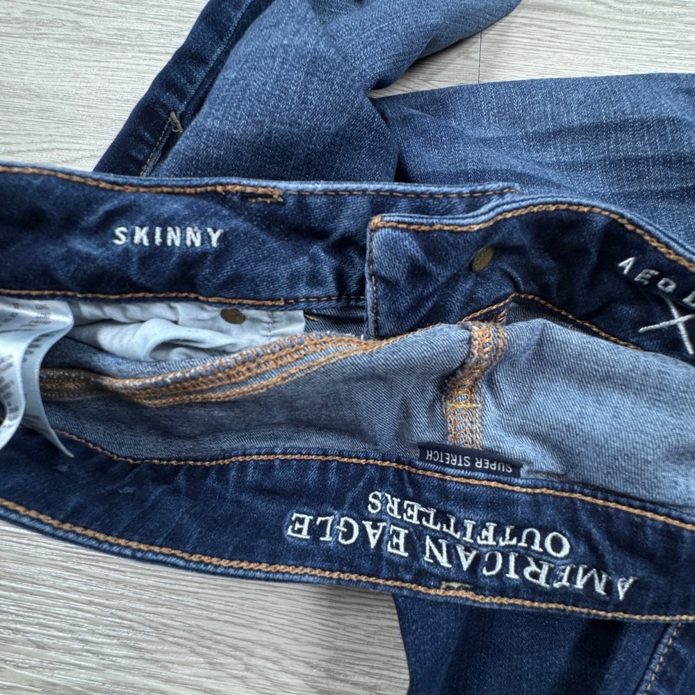 American Eagle Women Skinny Jeans Super Stretch Dark Wash 12 Long Blue Denim - Picture 7 of 9
